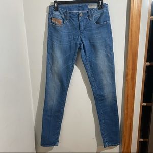 Diesel Grupee Super Slim-Skinny Jeans
